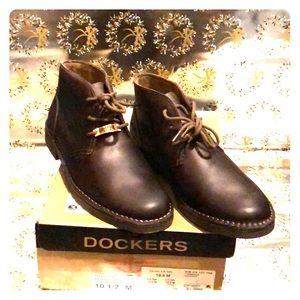 DOCKERS TUSSOCK red brown boots.